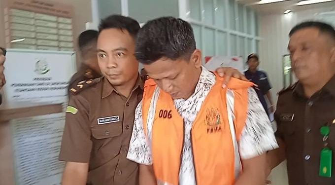 Tersangka Tipikor Kredit Fiktif PD BPR PK Balongan Resmi ditahan Kejari Indramayu