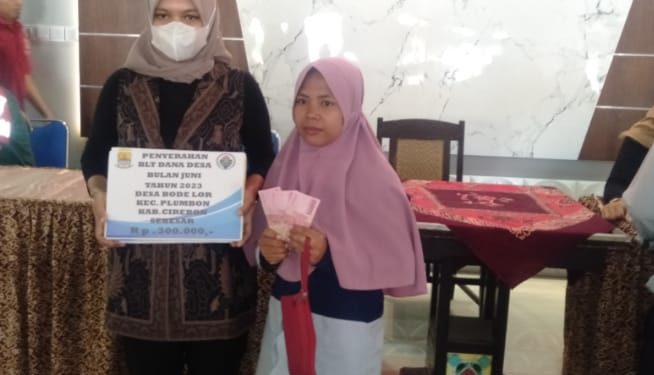 Pemdes Bode Lor Berikan Bantuan Langsung Tunai (BLT DD) Tahun 2023