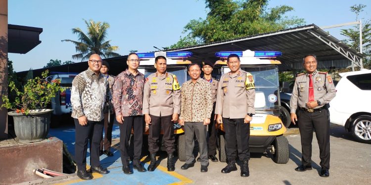 Direksi PT KPI dan Pjs. GM RU VI Balongan Kunker ke Polda Jabar