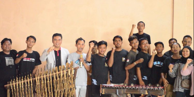 Bambang Mujiarto : Seniman Jalanan Harus Diberi Ruang Berkspresi Ketimbang Harus Berurusan Dengan Pol PP.