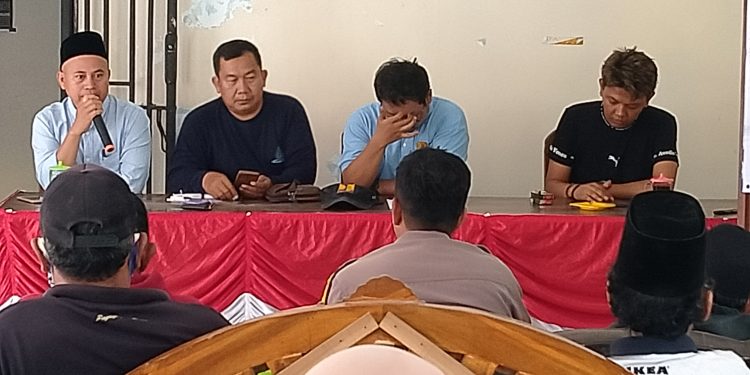 Suma,SM Kuwu Desa Sende Fasilitasi Warga Dengan Pengusaha Terkait Pelaksanaan Normalisasi Sungai Cibulu