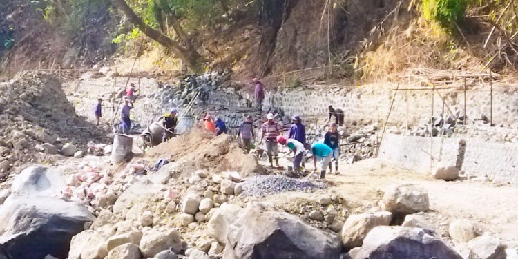 Proyek Rehabilitasi Jaringan Irigasi D.I Ketos Susukanlebak Terus Digenjot