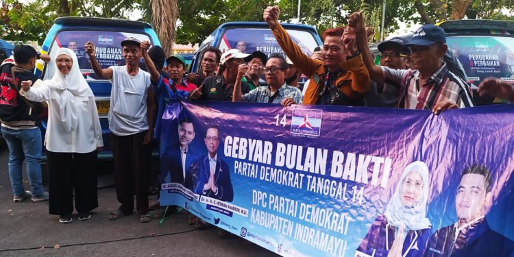 Gebyar Bulan Bakti Partai Demokrat di Indramayu, Ratnawati Salurkan Ratusan Paket Sembako