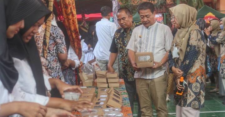 Tumbuhkan Jiwa Wirausaha SMAN 1  Sindang Gelar Panen Karya
