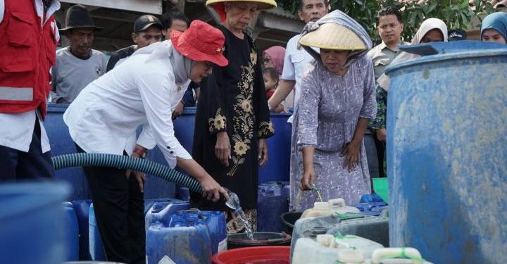Dua Juta Liter Air Bersih Didistribusikan Ke Kecamatan Krangkeng