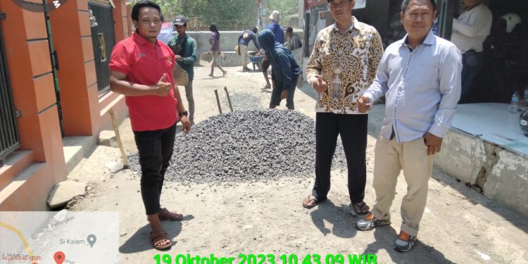 Pengaspalan Jalan Lingkungan Di Blok Jenun Desa Jungjang Wetan Utamakan Kualitas dan Kuantitas