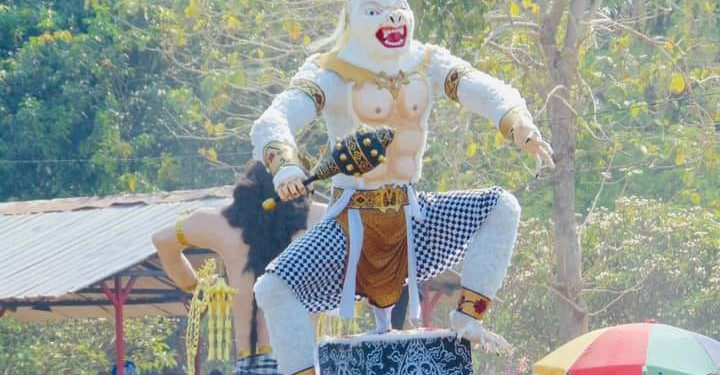 Desa Muntur , Gebyar acara Adat Ngunjung .