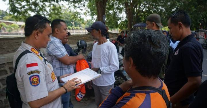 Parkir Liar Di SMP Negeri 2 Sindang , Saber Pungli Tetapkan Dua Jukir Ilegal 