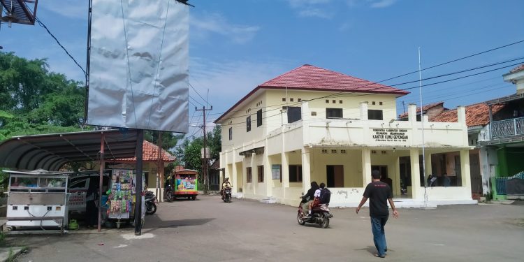 Ada Apa Dengan Pencairan Siltap Kasi Pemerintah Desa Geyongan ?￼