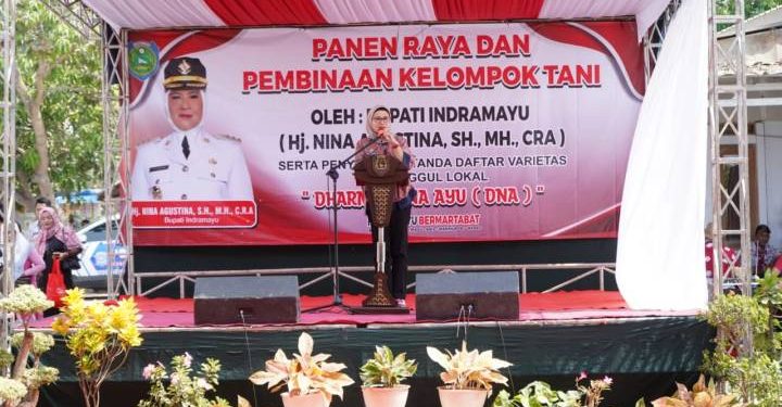 Kementrian RI  Serahkan Sertifikat Tanda Daftar Varietas