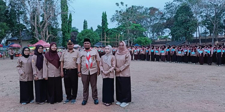 Ratusan Pelajar SMK Bina Warga Lemahabang Ikuti Giat LDKS Tahun 2023