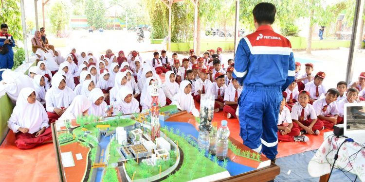 Sebarkan Inpirasi untuk Membangun Negeri, Relawan RU VI Gelar PEN 6.0 di Indramayu