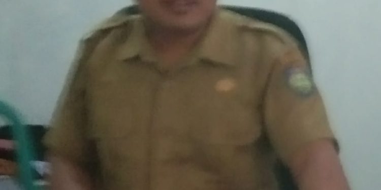 Pemdes Bugel Kusnadi Tingkatkan Jalan Desa