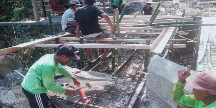 Gelar Dana Desa Tahap Tiga, Pemdes Curug Wetan Tingkatkan Infrastruktur Desa