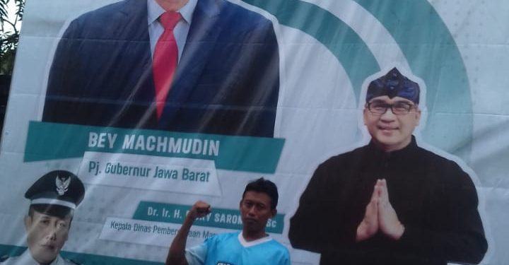 Pemdes Danawinangun Tindaklanjuti Surat Edaran DPMD Provinsi Jabar Melalui DPMD Kab. Cirebon Prihal Pengisian Konten Media Luar Ruang Desa ( Billboard )