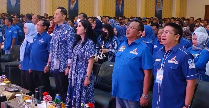 Kedatangan AHY ke Cirebon di Sambut Ribuan Kader dan Simpatisan Partai Demokrat