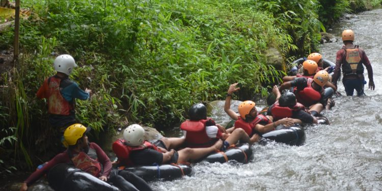 Rinna Suryanti Caleg PAN Pertama Gelar Media Gathering Dengan Puluhan Jurnalis