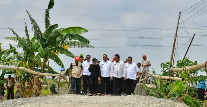 Kunjungan Bupati Di Kecamatan Kroya Paparkan Hasil Dan Rencana Pembangunan