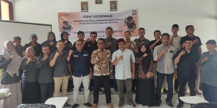Rakor Tahapan Pengawasan Kampanye Panwascam Gegesik Lakukan Sosialisasi dan Upaya Khusus 