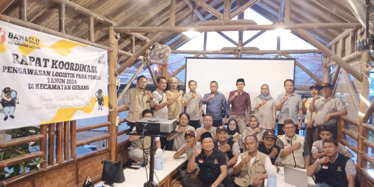 Panwascam Gebang Gelar Rakor Pengawasan Logistik