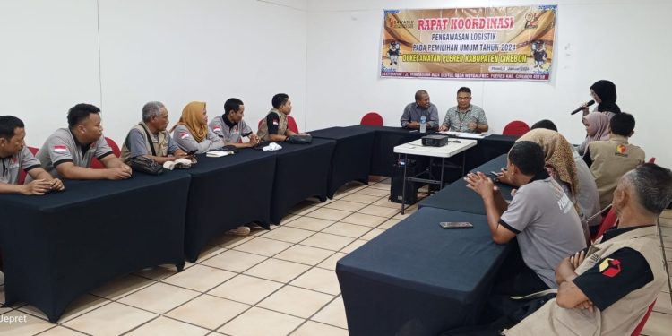 Panwascam Plered Gelar Rakor Pengawasan Logistik