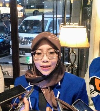 Pengamat Politik Cirebon, Caleg PAN, Rinna Suryanti Peduli Terhadap Masyarakat