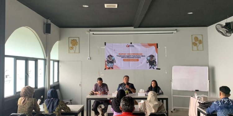 Gelar Rakor, Begini Strategi Panwascam Greged Awasi Distribusi Logistik Pemilu.