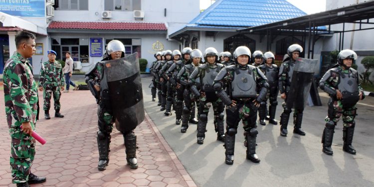 Kesiapan Pengamanan Pemilu 2024, Lanal Cirebon Laksanakan Latihan PHH