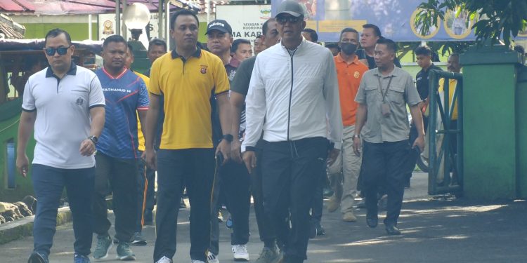 Masa Tenang, Kodim 0614/Kota Cirebon Gelar Olahraga Bersama TNI POLRI dan Pemkot Cirebon.