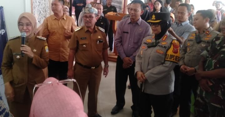 Bupati Cirebon Imron dan Kapolresta Cirebon Buka Layanan SIM dan SKCK di Grha Abiyasa MPP