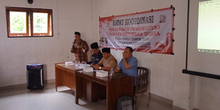 Panwascam Ciwaringin Ingatkan PTPS untuk Tetap Waspada Selama Tahapan Tungsura Pemilu 2024
