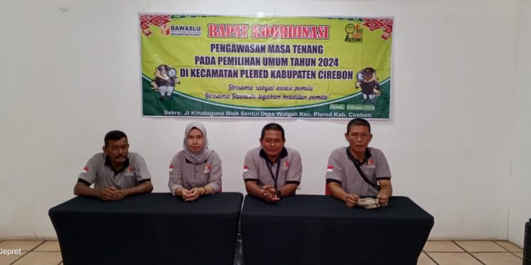 Panwascam Plered Memastikan Kepatuhan Masa Tenang Pemilu
