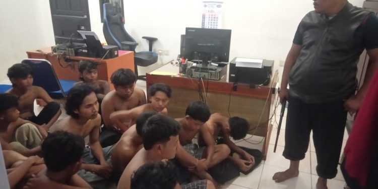 Diduga Hendak Tawuran, Belasan Remaja di Indramayu Diciduk Polisi