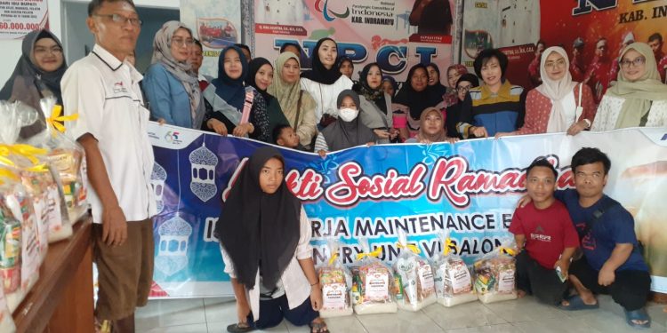 Bakti Sosial Ramadhan, Penyandang Disabilitas di Indramayu Dapat Santunan dari Istri Fungsi ME Pertamina 