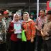 Masyarakat Dari Dua Kecamatan Membludak Untuk Mendapatkan  Sembako Murah