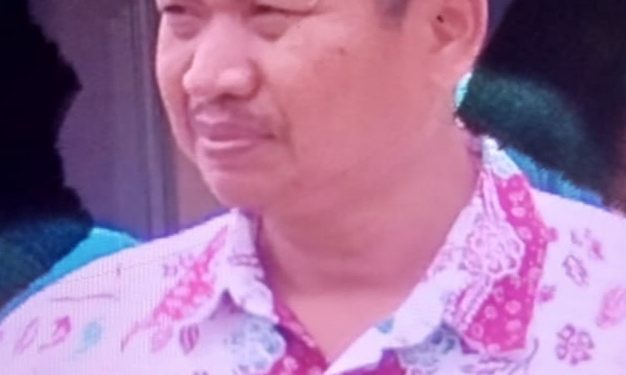 Kuwu Desa Wirakanan Giat Membangun Desanya