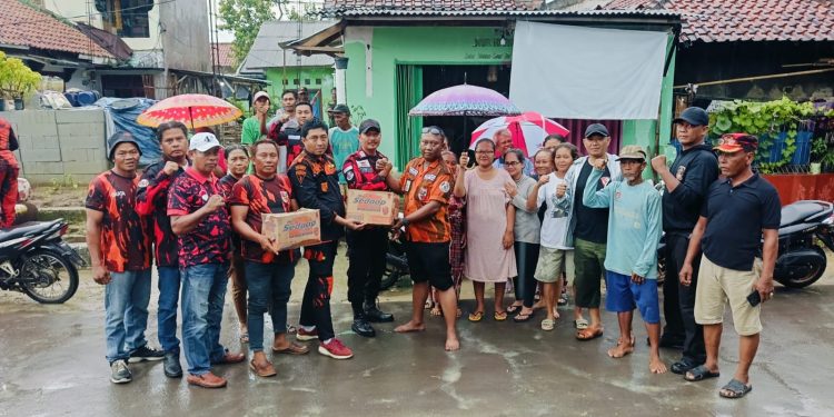 Peduli Banjir Cirebon Timur, Pemuda Pancasila PAC Sedong dan PAC Susukanlebak Galang Dana
