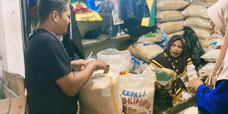 Memasuki Bulan Ramadhan 1445 H, Harga Pokok di Pasar Cipeujeuh Relatif Stabil