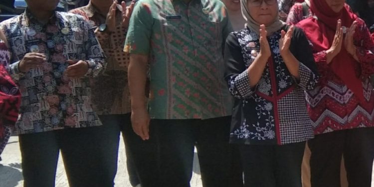 Bupati Kunjungan ke Desa Sukamelang Kroya