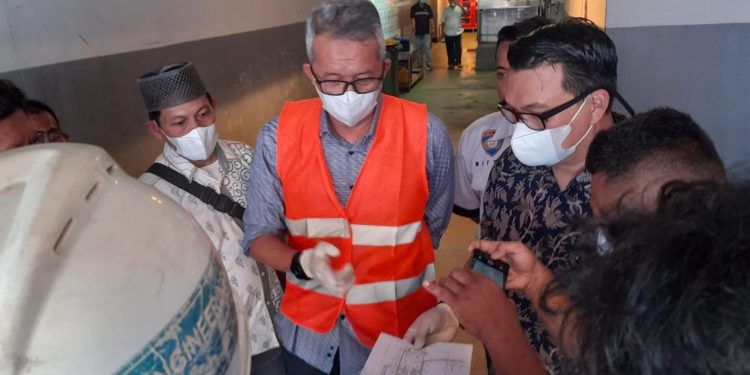 Insiden Tragis: Empat Teknisi Tewas di CSB Mall, PJ Walikota Cirebon Sidak ke Tempat Kejadian Perkara