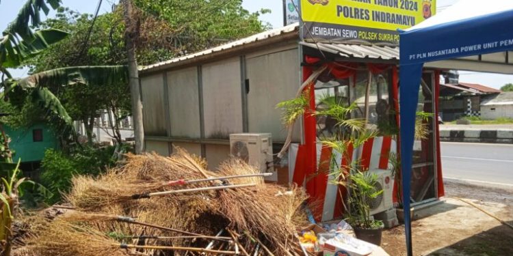 Petugas Gabungan Razia Penyapu Koin Di Jembatan Sewo