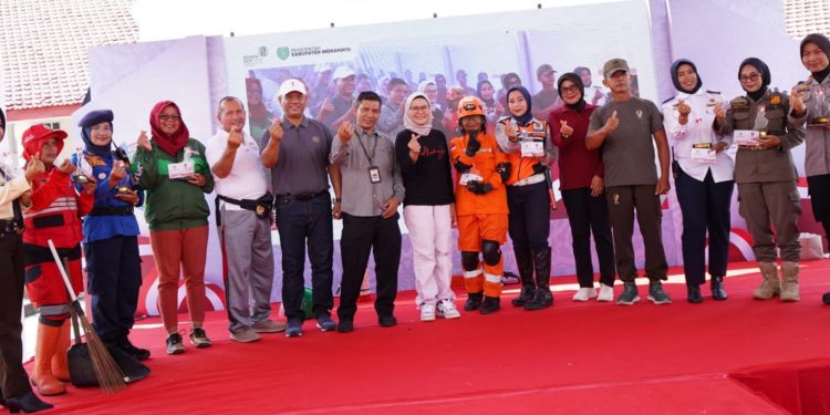 Bupati Nina Agustina Apresiasi Perempuan Tangguh Indramayu