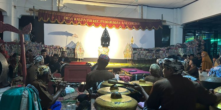 Sambut Panen Raya, Pemdes Sende Gelar Mapag Sri