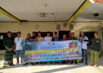 Pemerintah Desa Jungjang Wetan dan Ratusan Warga Adakan Kunjungan Ziarah Ke Makam Sunan Gunung Jati dan Leluhurnya