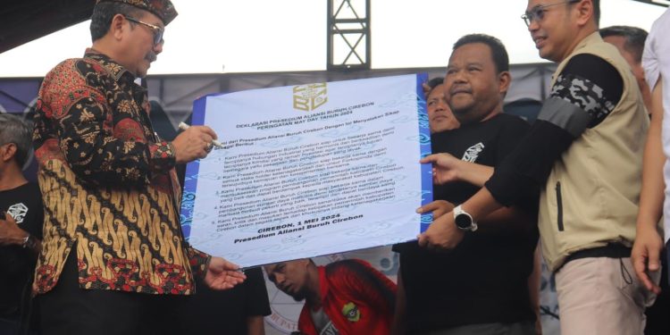 Momen May Day, Bupati Imron Ajak Buruh dan Perusahaan Jaga Kondusifitas