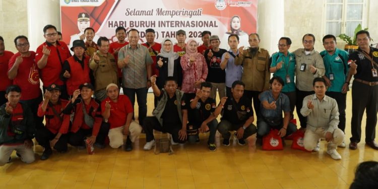 Peringatan May Day, Nina Agustina :Momen Meningkatkan Kesejahteraan Pekerja