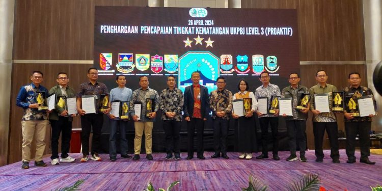 Pemerintah Kabupaten Cirebon Raih Penghargaan Prestisius dalam Pengadaan Barang dan Jasa