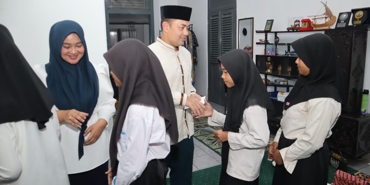 Danlanal Cirebon Memimpin Acara Yasinan dan Do’a Bersama Anak Yatim Piatu