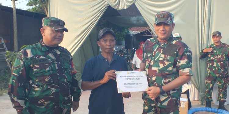 Dandim 0614/Kota Cirebon Hadiri Penyerahan Alsintan Bantuan Kementan RI Kepada Poktan Kota Cirebon