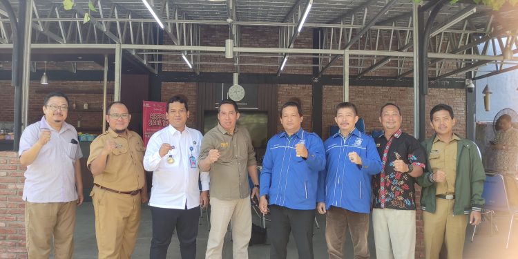 Kompetisi Pantun ” Indonesia Bersinar” Dalam Peringatan Hani 2024